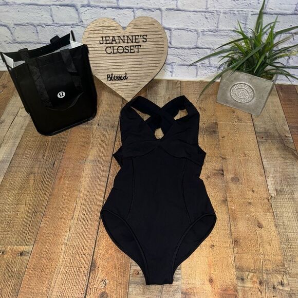 Lululemon City One Piece
Black - Picture 12 of 14